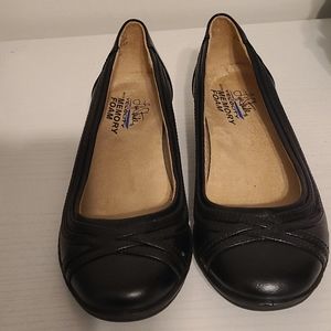 Life Stride Shoes size 6 1/2